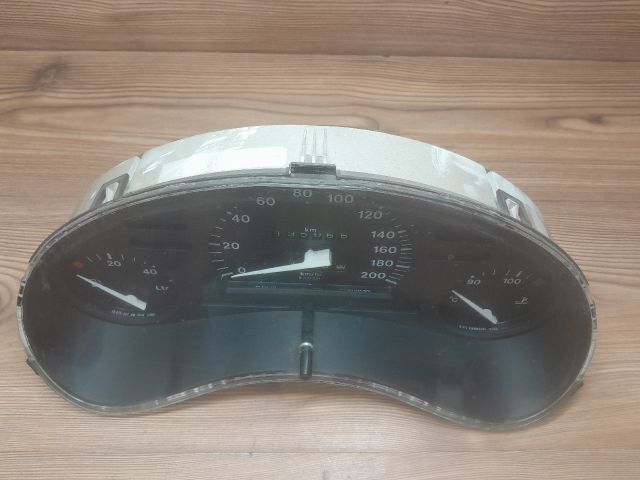 bontott OPEL CORSA B Kilométeróra