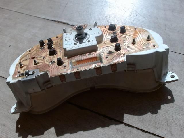 bontott OPEL CORSA B Kilométeróra