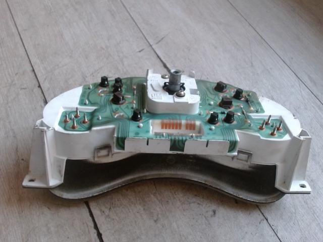 bontott OPEL CORSA B Kilométeróra