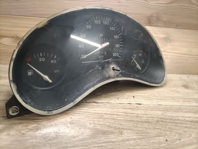 bontott OPEL CORSA B Kilométeróra