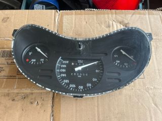 bontott OPEL CORSA B Kilométeróra