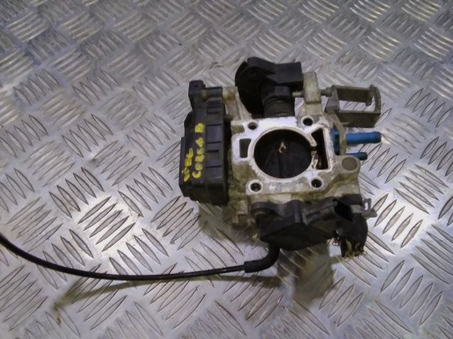 bontott OPEL CORSA B Központi Injektor