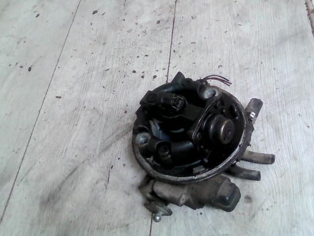 bontott OPEL CORSA B Központi Injektor