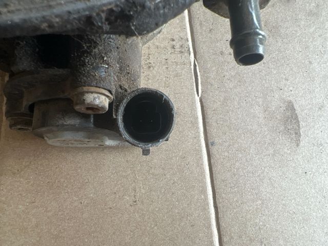 bontott OPEL CORSA B Központi Injektor