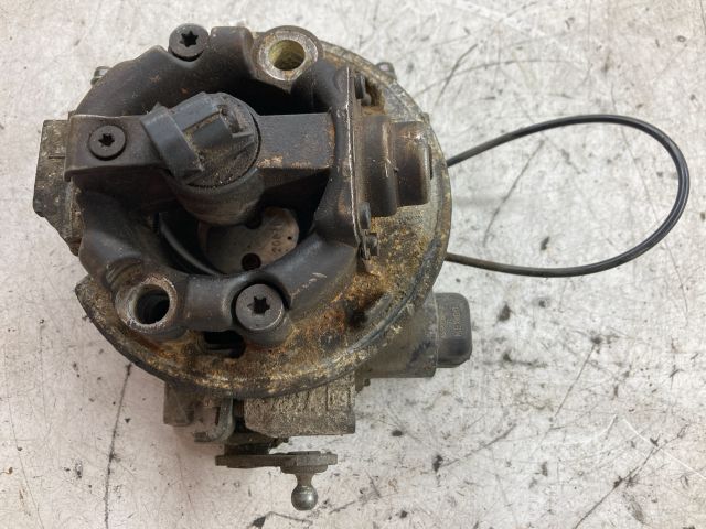 bontott OPEL CORSA B Központi Injektor