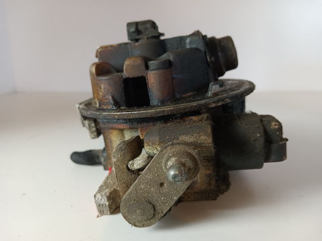 bontott OPEL CORSA B Központi Injektor