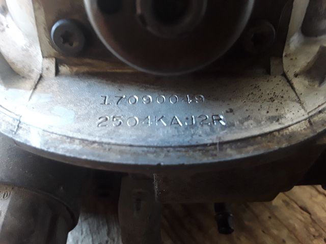 bontott OPEL CORSA B Központi Injektor