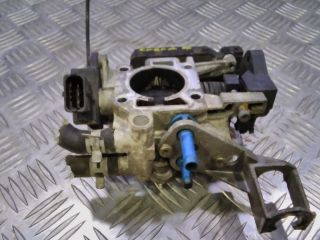 bontott OPEL CORSA B Központi Injektor