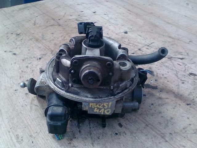 bontott OPEL CORSA B Központi Injektor