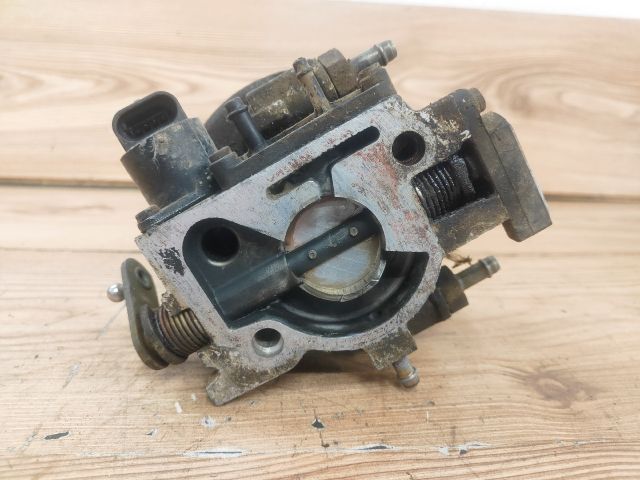 bontott OPEL CORSA B Központi Injektor