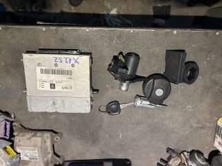 bontott OPEL CORSA B Motorvezérlő