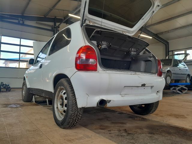 bontott OPEL CORSA B Nívópálca