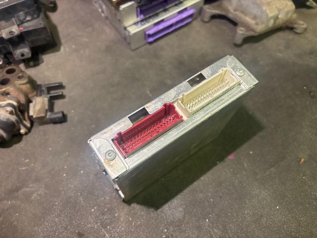 bontott OPEL CORSA B Motorvezérlő