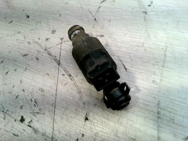 bontott OPEL CORSA B Porlasztó (1 db)