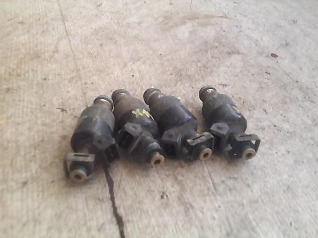 bontott OPEL CORSA B Porlasztó (1 db)