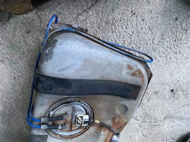 bontott OPEL CORSA B Tank