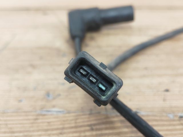 bontott OPEL CORSA B Főtengely Fordulatszám Jeladó