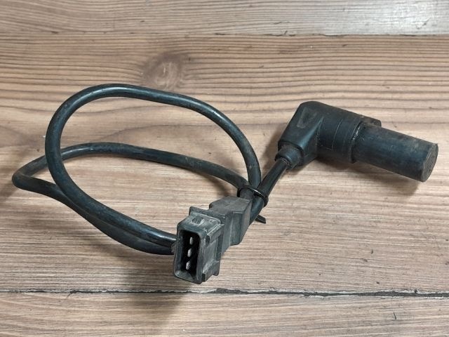 bontott OPEL CORSA B Főtengely Fordulatszám Jeladó