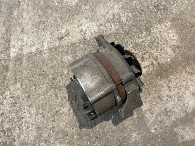 bontott OPEL CORSA B Generátor