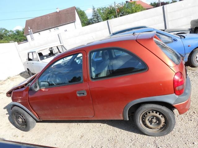 bontott OPEL CORSA B Generátor