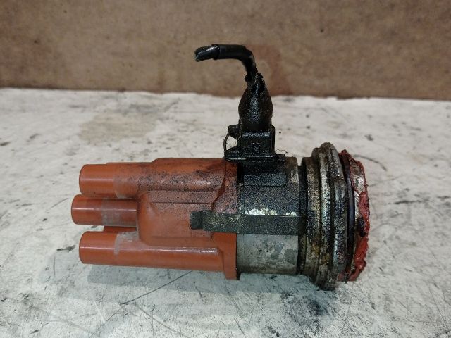 bontott OPEL CORSA B Gyújtáselosztó