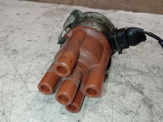 bontott OPEL CORSA B Gyújtáselosztó