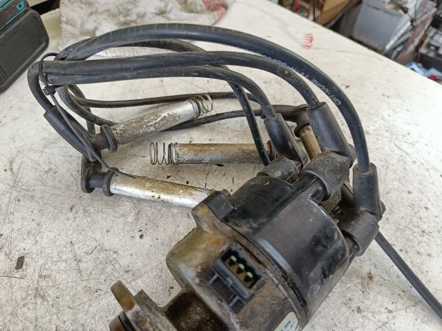 bontott OPEL CORSA B Gyújtáselosztó