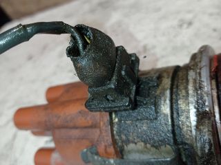 bontott OPEL CORSA B Gyújtáselosztó