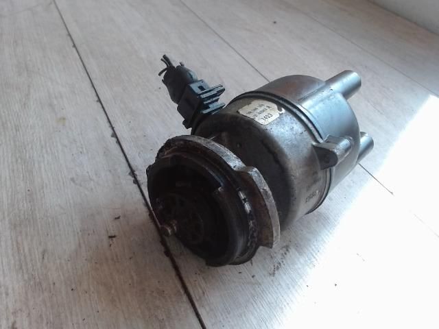 bontott OPEL CORSA B Gyújtáselosztó