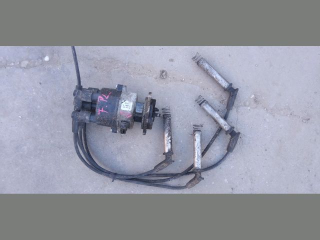 bontott OPEL CORSA B Gyújtáselosztó