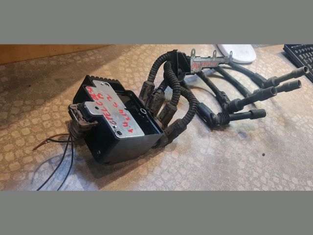 bontott OPEL CORSA B Gyújtótrafó Szett