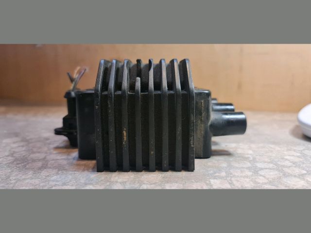 bontott OPEL CORSA B Gyújtótrafó