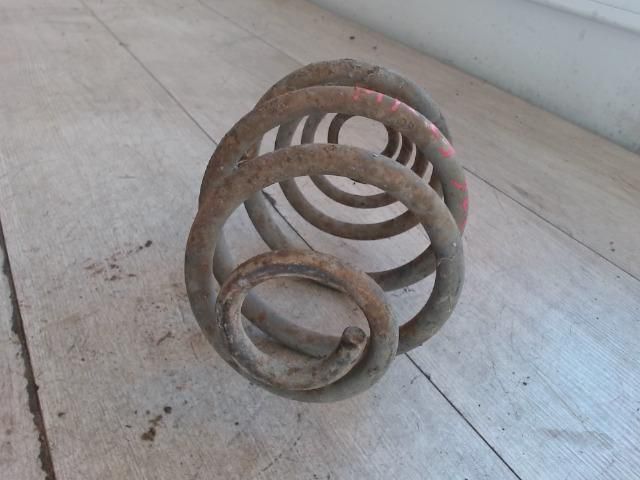 bontott OPEL CORSA B Hátsó Rugó