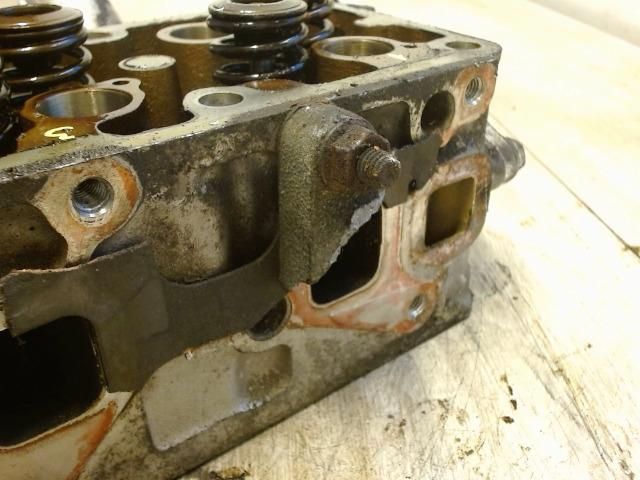 bontott OPEL CORSA B Hengerfej