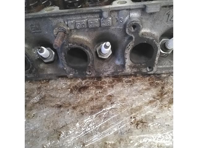 bontott OPEL CORSA B Hengerfej