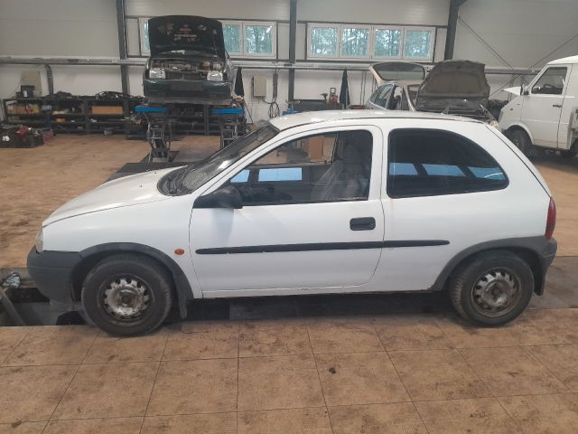 bontott OPEL CORSA B Homlokfal (Üres lemez)