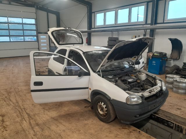 bontott OPEL CORSA B Homlokfal (Üres lemez)