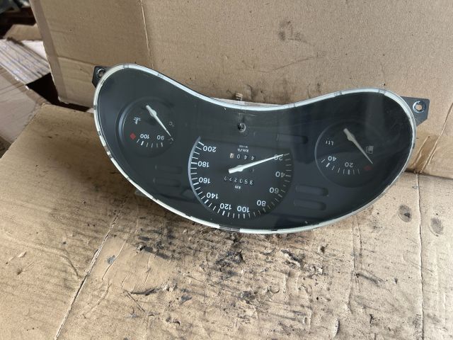 bontott OPEL CORSA B Kilométeróra