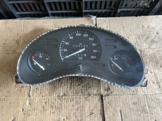 bontott OPEL CORSA B Kilométeróra
