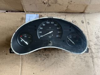 bontott OPEL CORSA B Kilométeróra