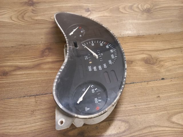 bontott OPEL CORSA B Kilométeróra