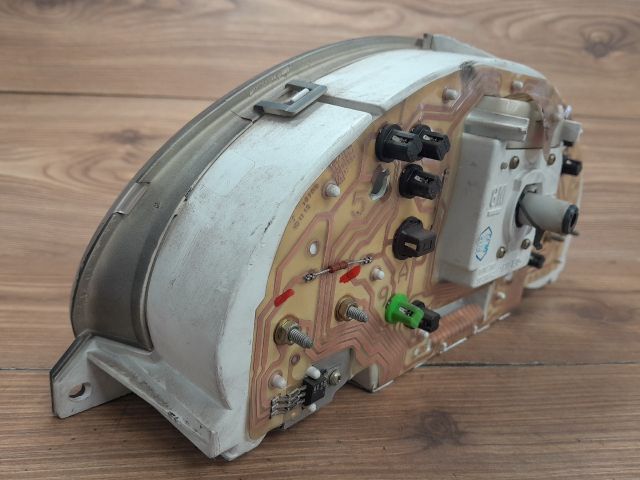 bontott OPEL CORSA B Kilométeróra