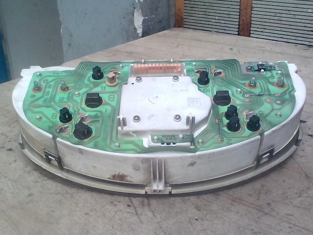 bontott OPEL CORSA B Kilométeróra