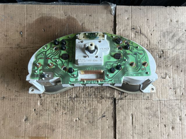 bontott OPEL CORSA B Kilométeróra