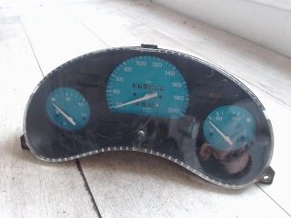 bontott OPEL CORSA B Kilométeróra