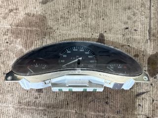 bontott OPEL CORSA B Kilométeróra