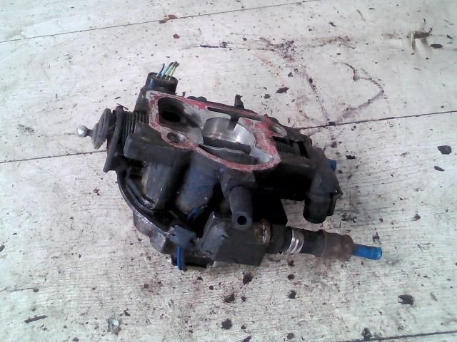 bontott OPEL CORSA B Központi Injektor