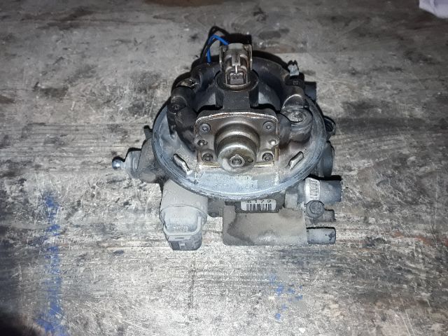 bontott OPEL CORSA B Központi Injektor