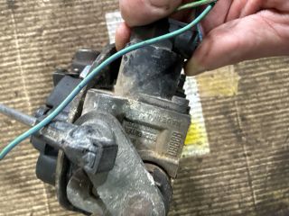 bontott OPEL CORSA B Központi Injektor