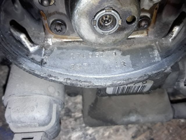 bontott OPEL CORSA B Központi Injektor